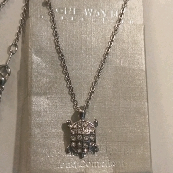 Turtle Necklace π§π§π§π§π§ - Picture 3 of 5